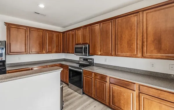 $299,500 | 811 South Edisto River Drive, Roebuck, SC 29376