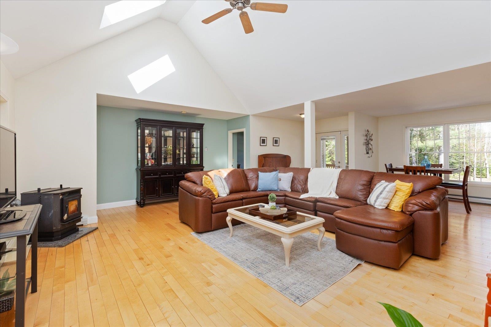 270 Nashua Road Sharon, NH 03458 - Photo 6 of 38