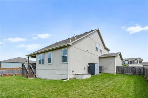 $485,000 | 1825 Southwest Merryman Drive, Lee's Summit, MO 64082