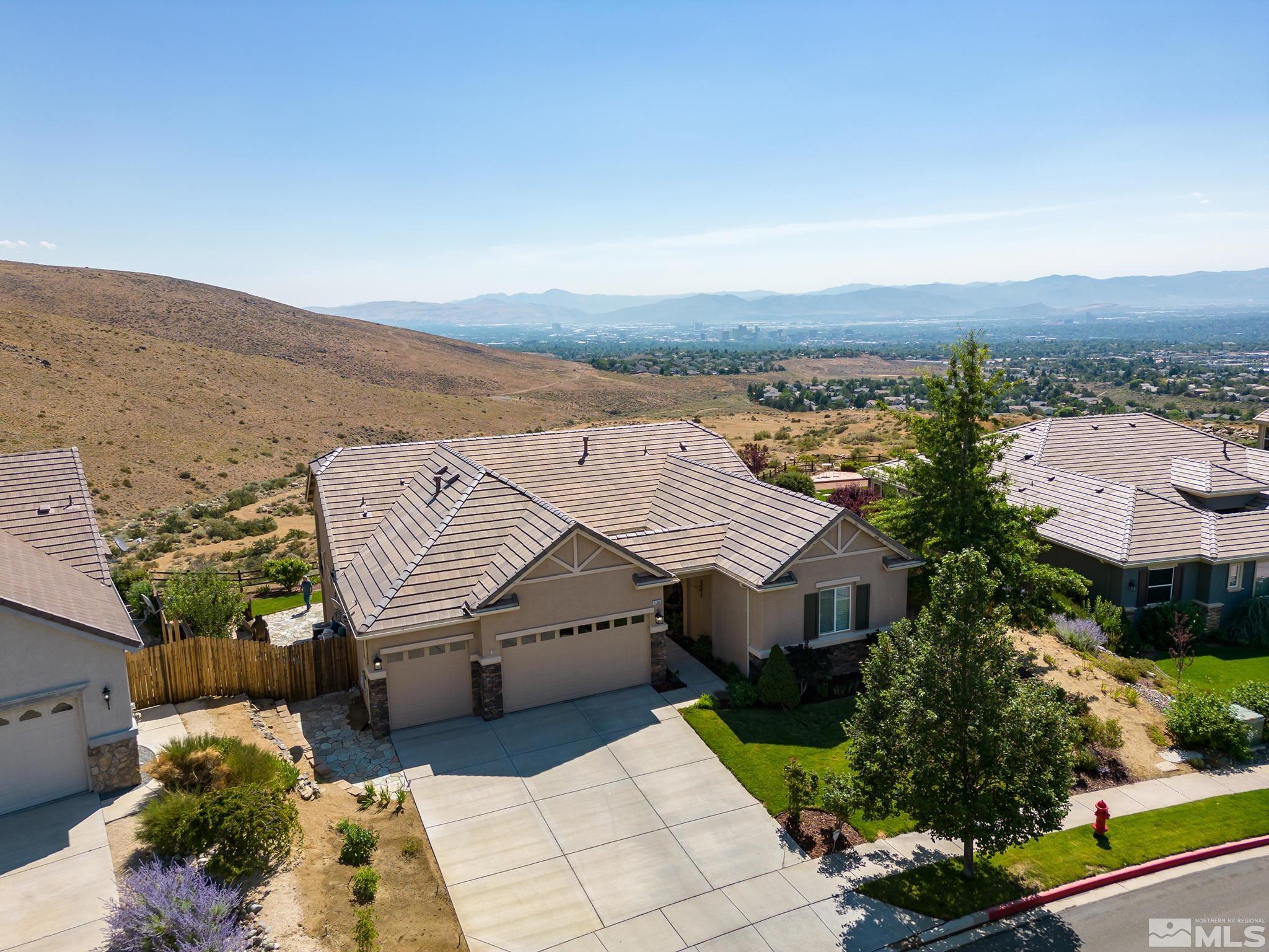 3266 Diamond Ridge Drive Reno, NV 89523 - Photo 3 of 40 Photo 3