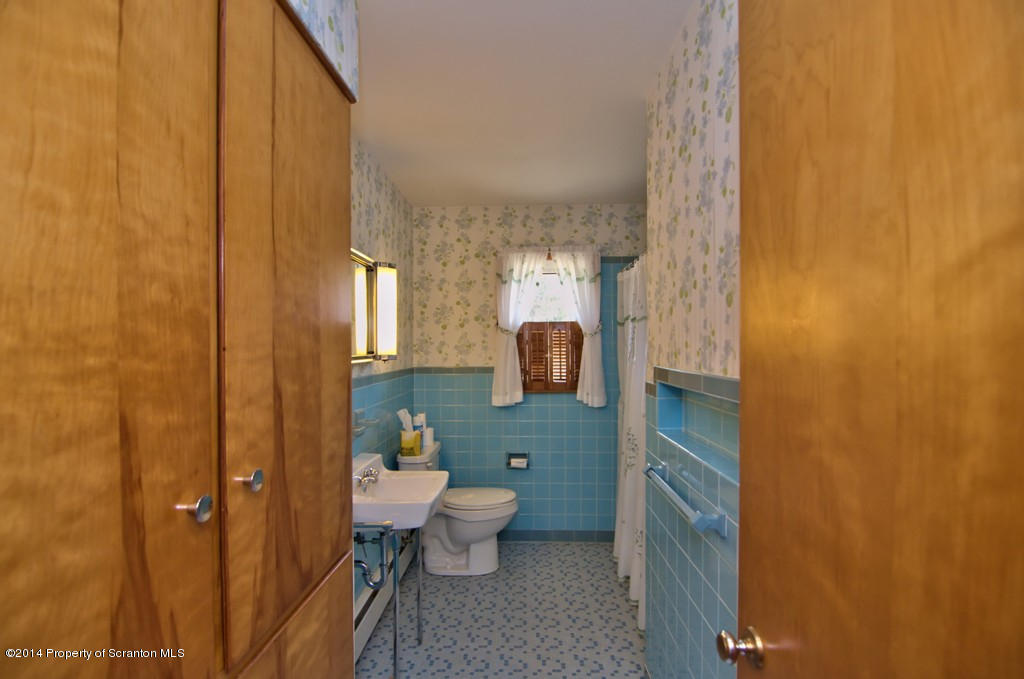 714 Dragon Road Clarks Summit, PA 18411 - Photo 25 of 48 Gallery Image 25