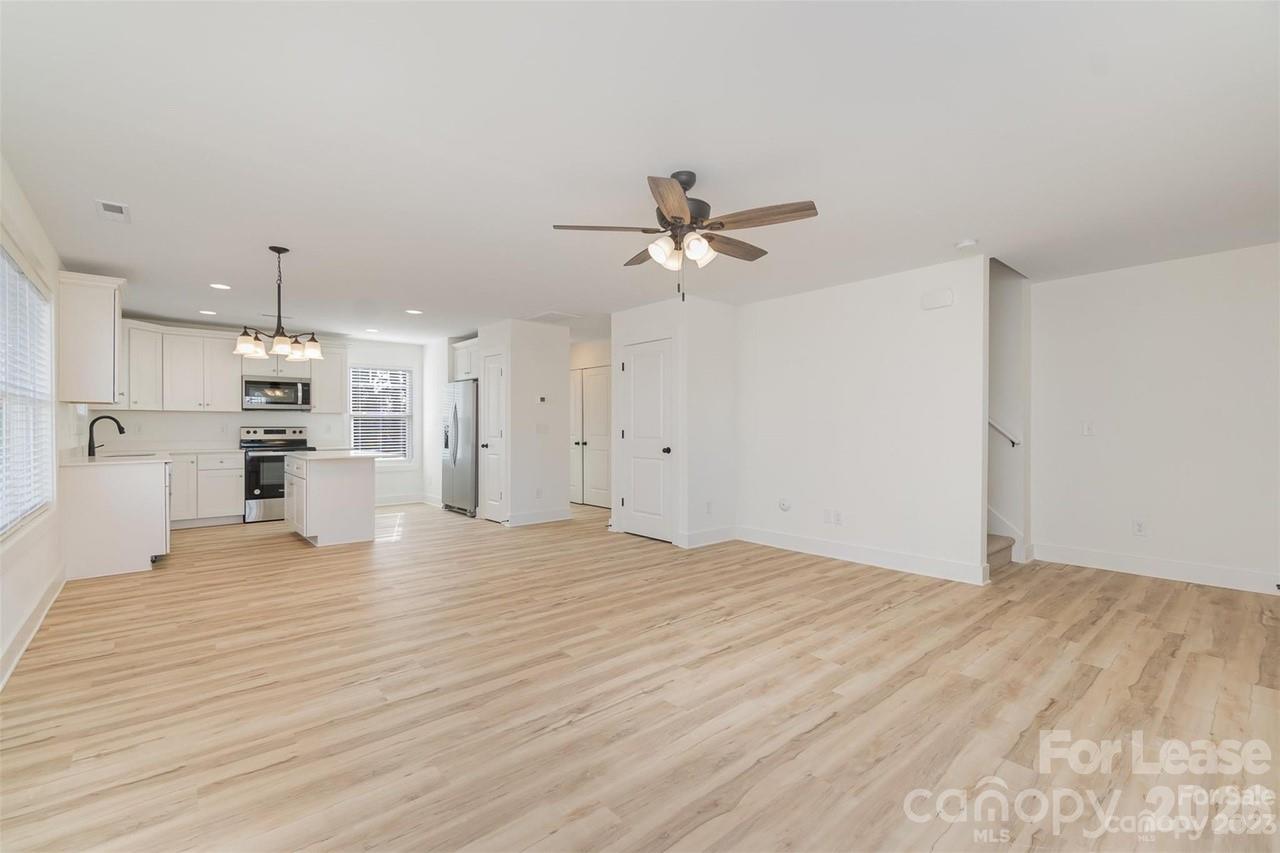 195 Vee Avenue Southwest Concord, NC 28025 - Photo 4 of 18