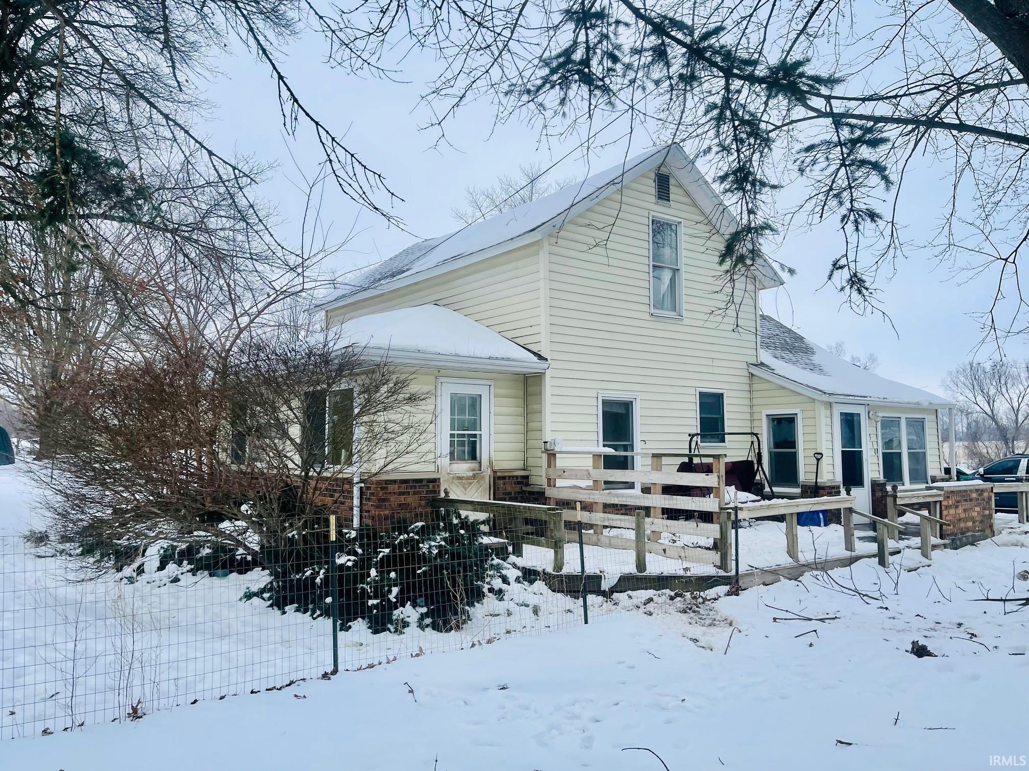 5310 Michigan Road Plymouth, IN 46563 - Photo 2 of 31