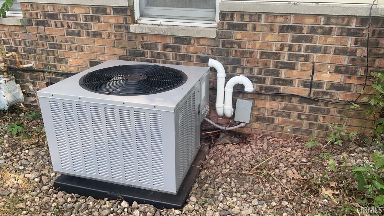 5310 Michigan Road Plymouth, IN 46563 - Photo 33 of 36