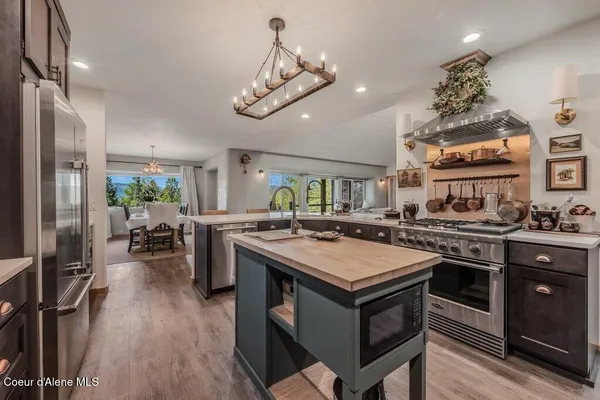 $1,360,000 | 2875 Gold Creek Road, Sandpoint, ID 83864
