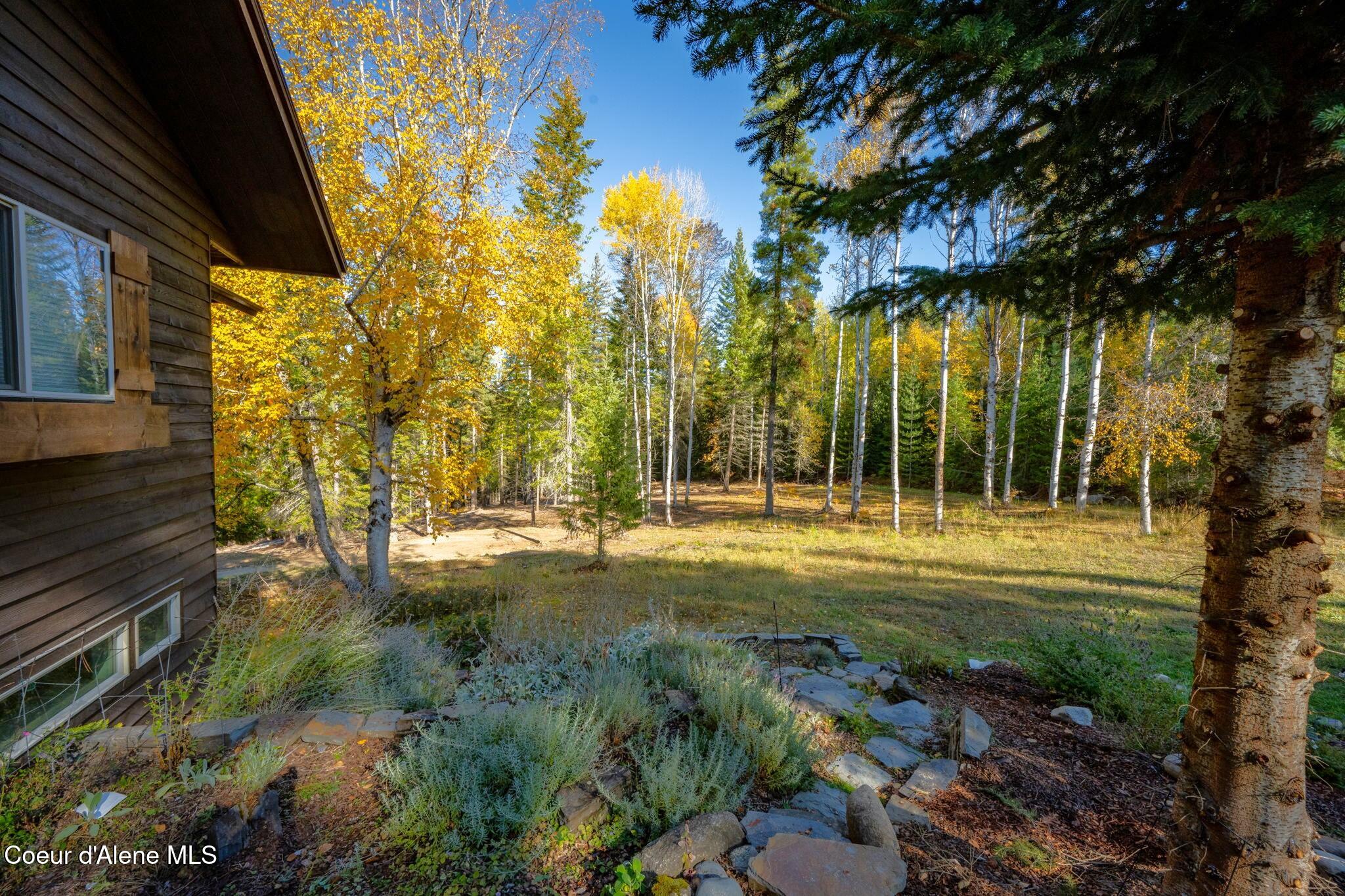 2875 Gold Creek Road Sandpoint, ID 83864 - Photo 84 of 92 Autumn Colors