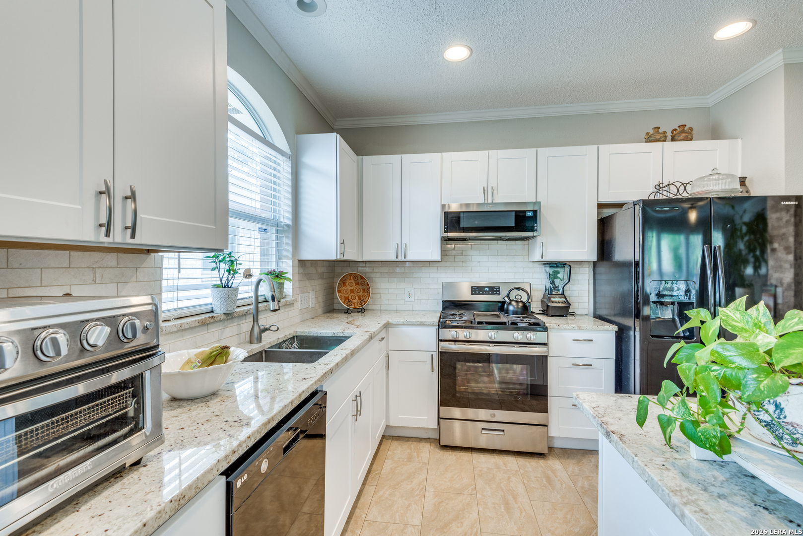 17112 Jigsaw Pathway Round Rock, TX 78664 - Photo 8 of 22