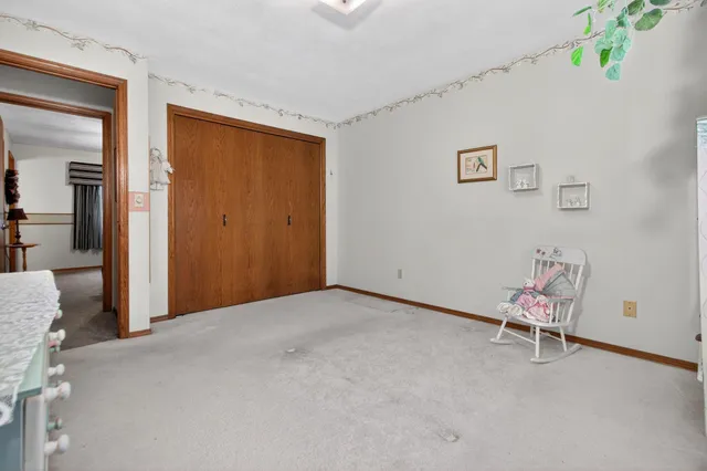 $319,900 | 2516 West Sunnyview Circle, Appleton, WI 54914