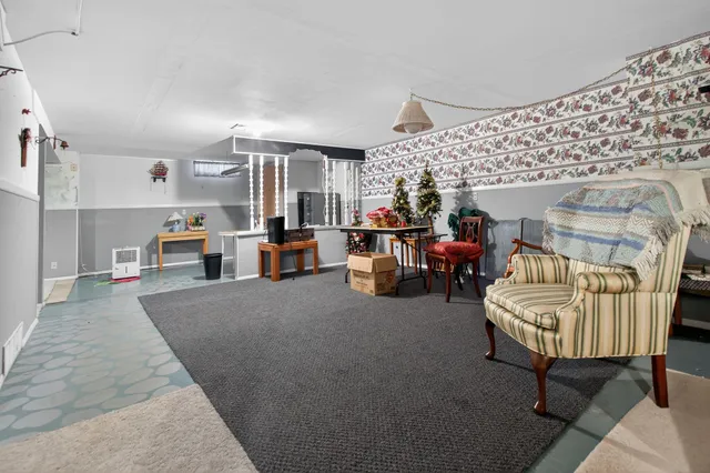 $319,900 | 2516 West Sunnyview Circle, Appleton, WI 54914