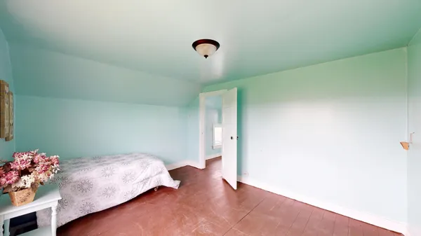 $275,000 | 19439 Co Hwy EE, Sylvan, WI 53581