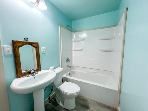 $275,000 | 19439 Co Hwy EE, Sylvan, WI 53581