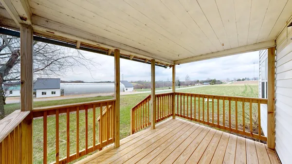 $275,000 | 19439 Co Hwy EE, Sylvan, WI 53581