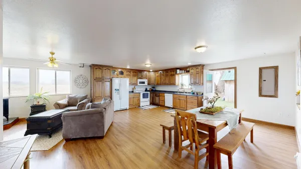 $275,000 | 19439 Co Hwy EE, Sylvan, WI 53581