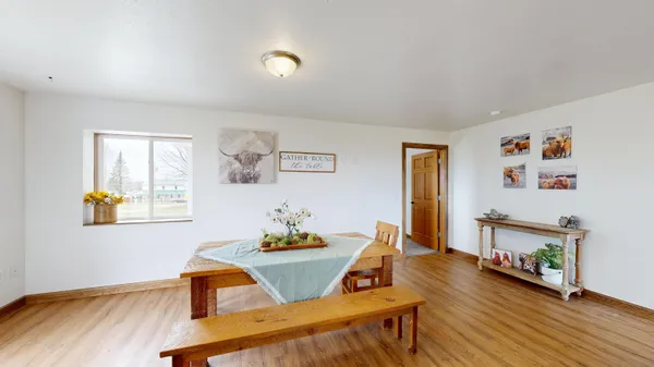 $275,000 | 19439 Co Hwy EE, Sylvan, WI 53581