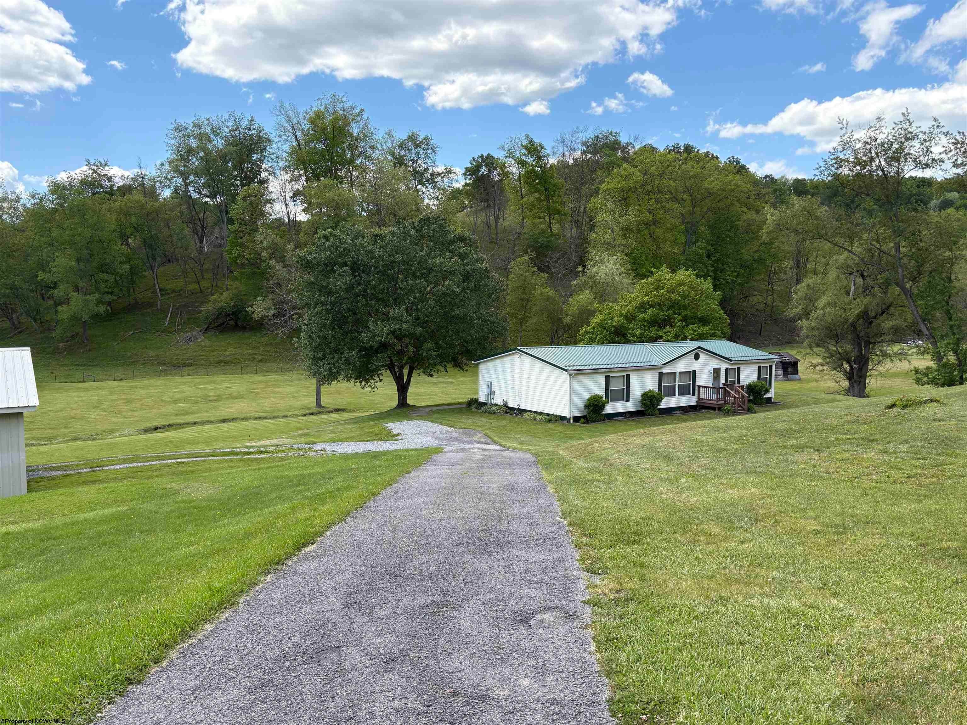 83 Churchville Road Camden, WV 26338 - Photo 7 of 36 Gallery Image 7
