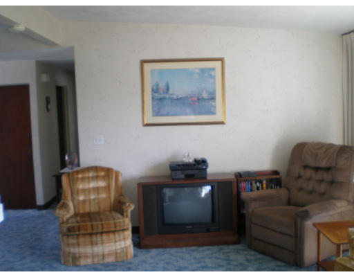 139 Richard Road Braintree, MA 02184 - Photo 4 of 5 Gallery Image 4
