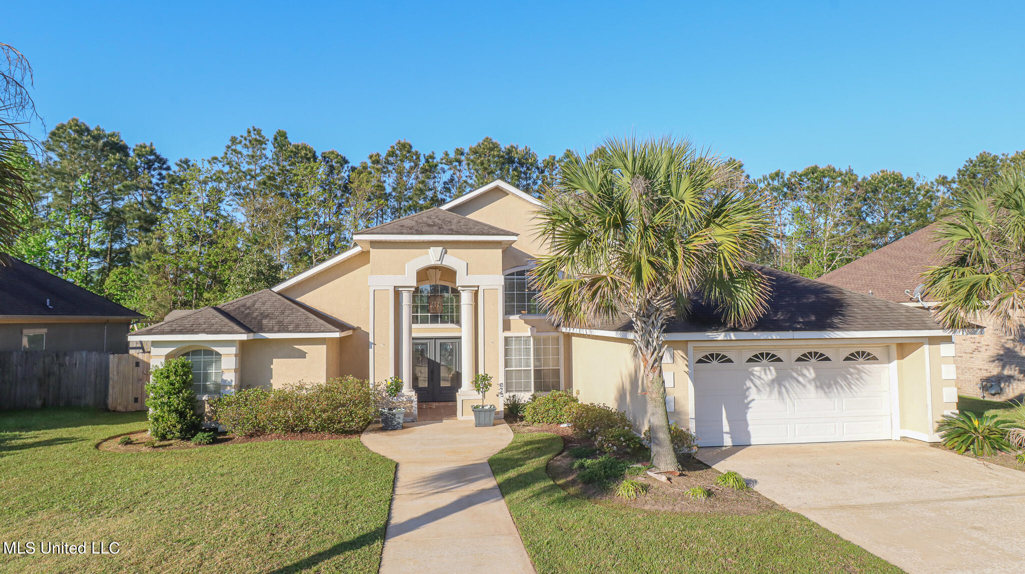 2343 Rue Maison Biloxi, MS 39532 - Photo 3 of 33 Rue Maison-19001