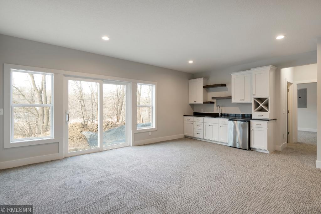 4818 Ridge Road Minnetonka, MN 55345 - Photo 24 of 29 Gallery Image 24