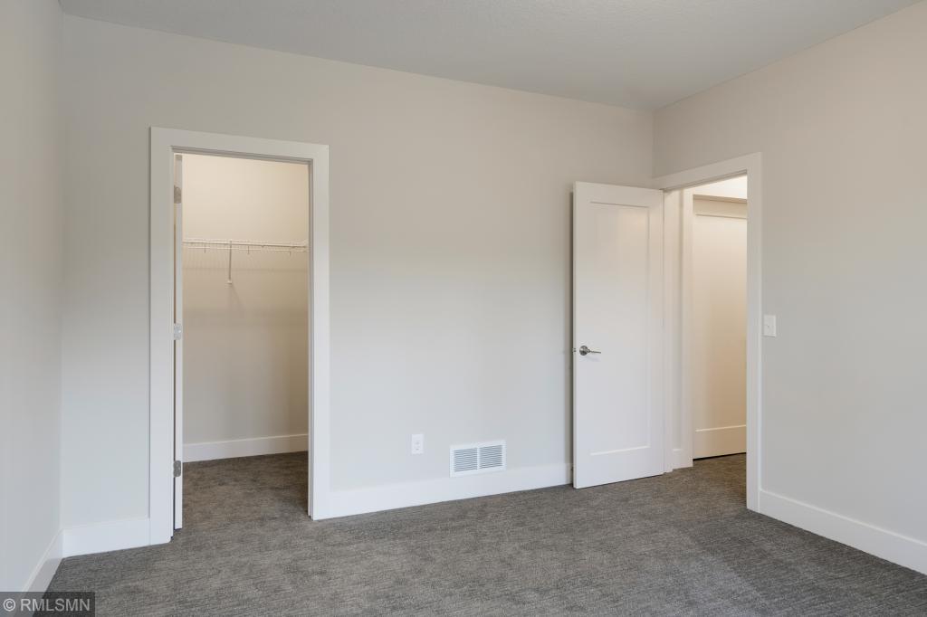 4818 Ridge Road Minnetonka, MN 55345 - Photo 27 of 29 Gallery Image 27