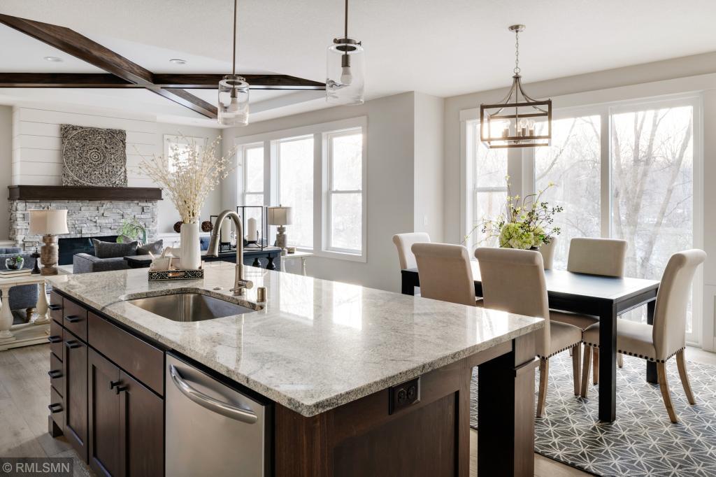 4818 Ridge Road Minnetonka, MN 55345 - Photo 8 of 29 Gallery Image 8