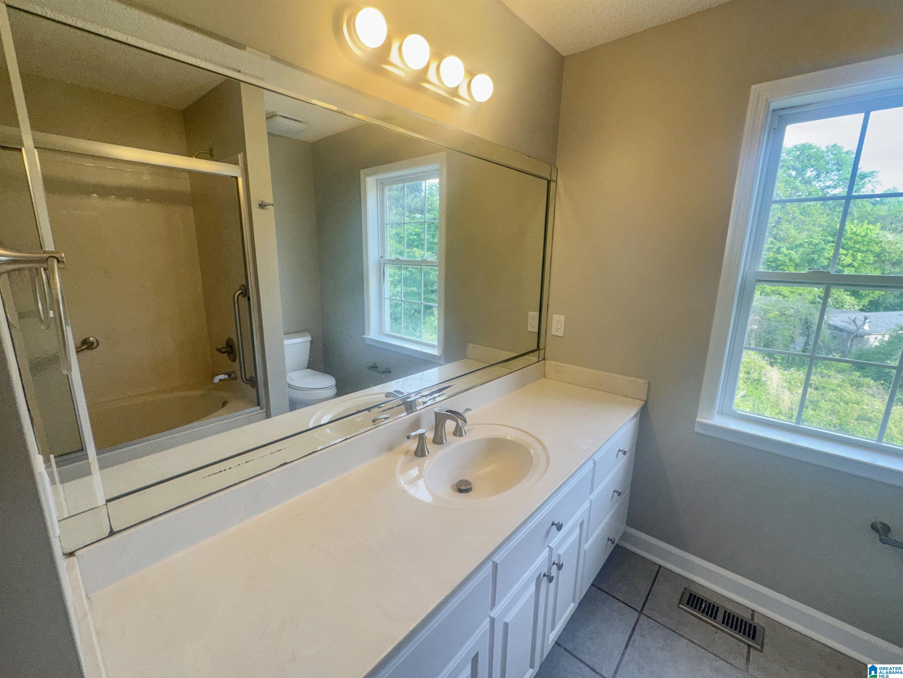 1914 Loop Road Moody, AL 35004 - Photo 30 of 46