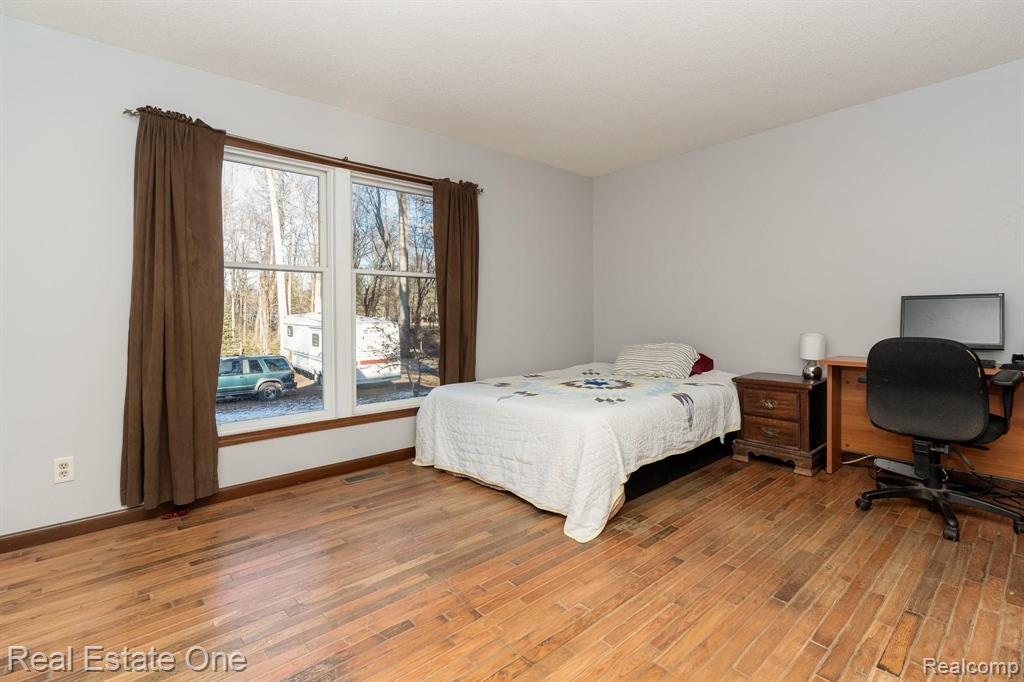 8981 Folkert Road Algonac, MI 48001 - Photo 11 of 43 Gallery Image 11