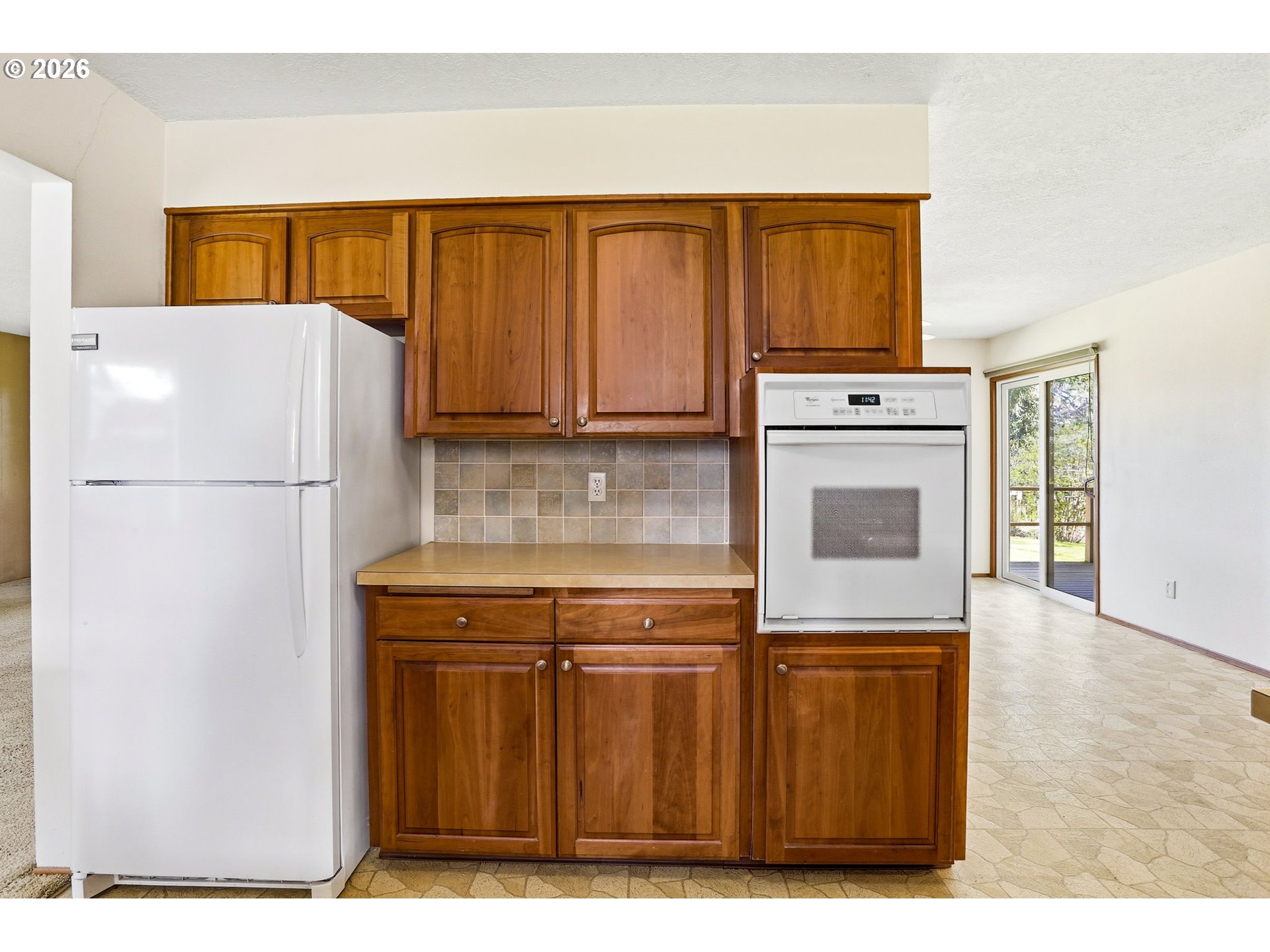 9925 Southwest Inez Street Portland, OR 97224 - Photo 15 of 32