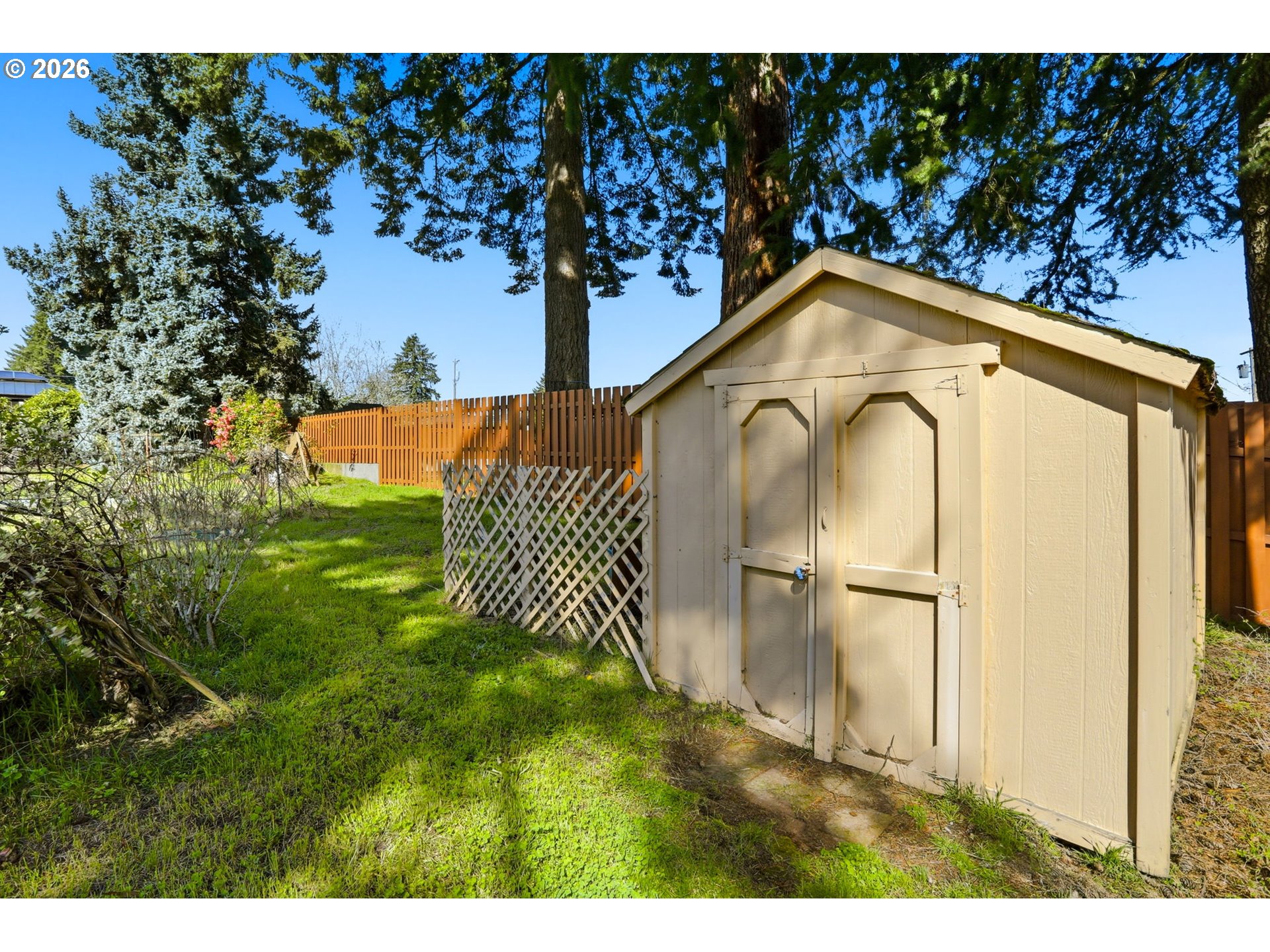 9925 Southwest Inez Street Portland, OR 97224 - Photo 29 of 32