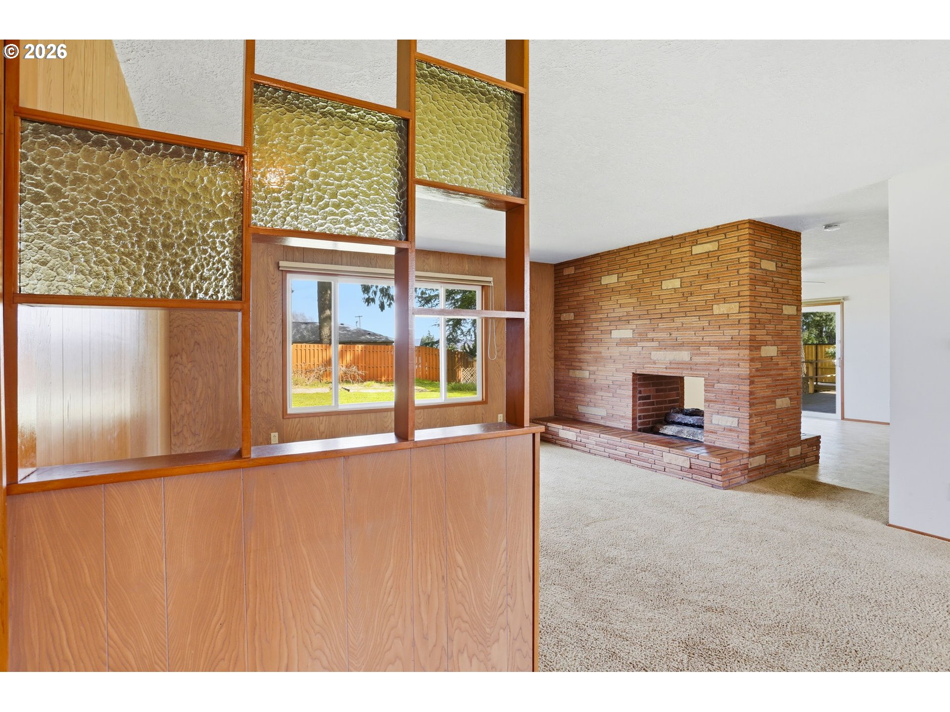 9925 Southwest Inez Street Portland, OR 97224 - Photo 8 of 32