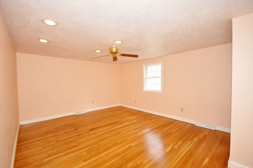 34 Quaboag Road Acton, MA 01720 - Photo 14 of 20 Gallery Image 14