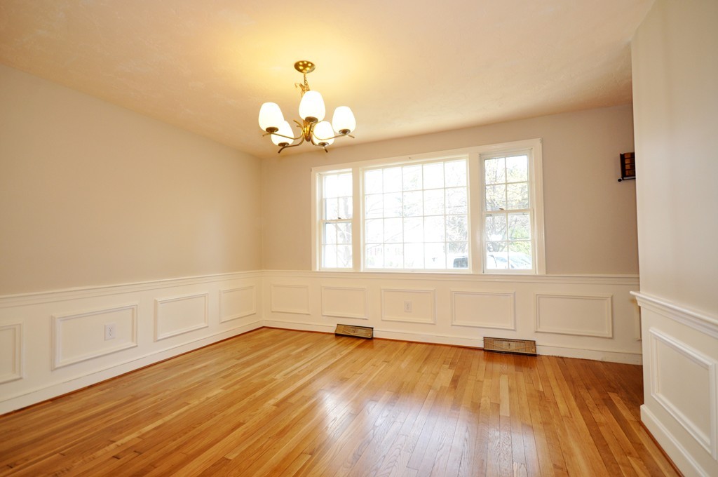 34 Quaboag Road Acton, MA 01720 - Photo 6 of 20 Gallery Image 6
