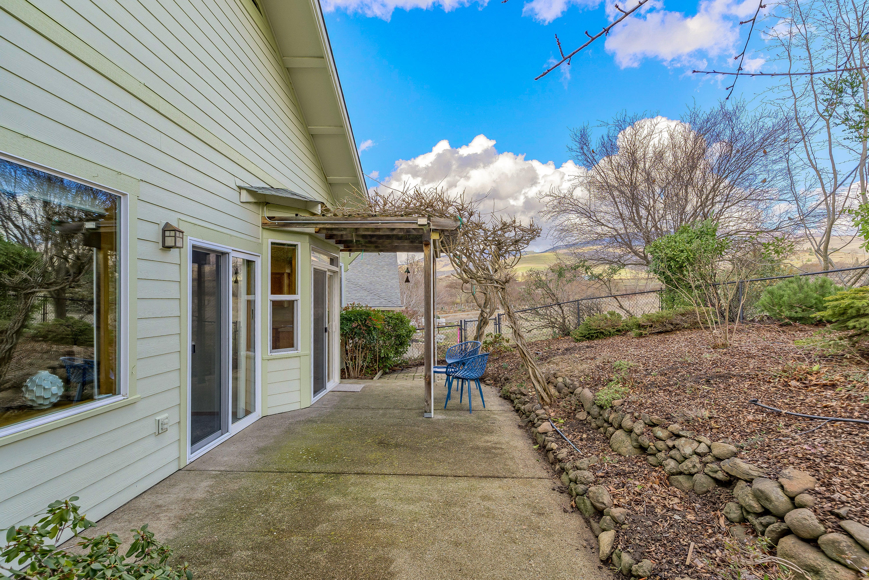 790 River Rock Road Ashland, OR 97520 - Photo 33 of 39 10_RRR_10