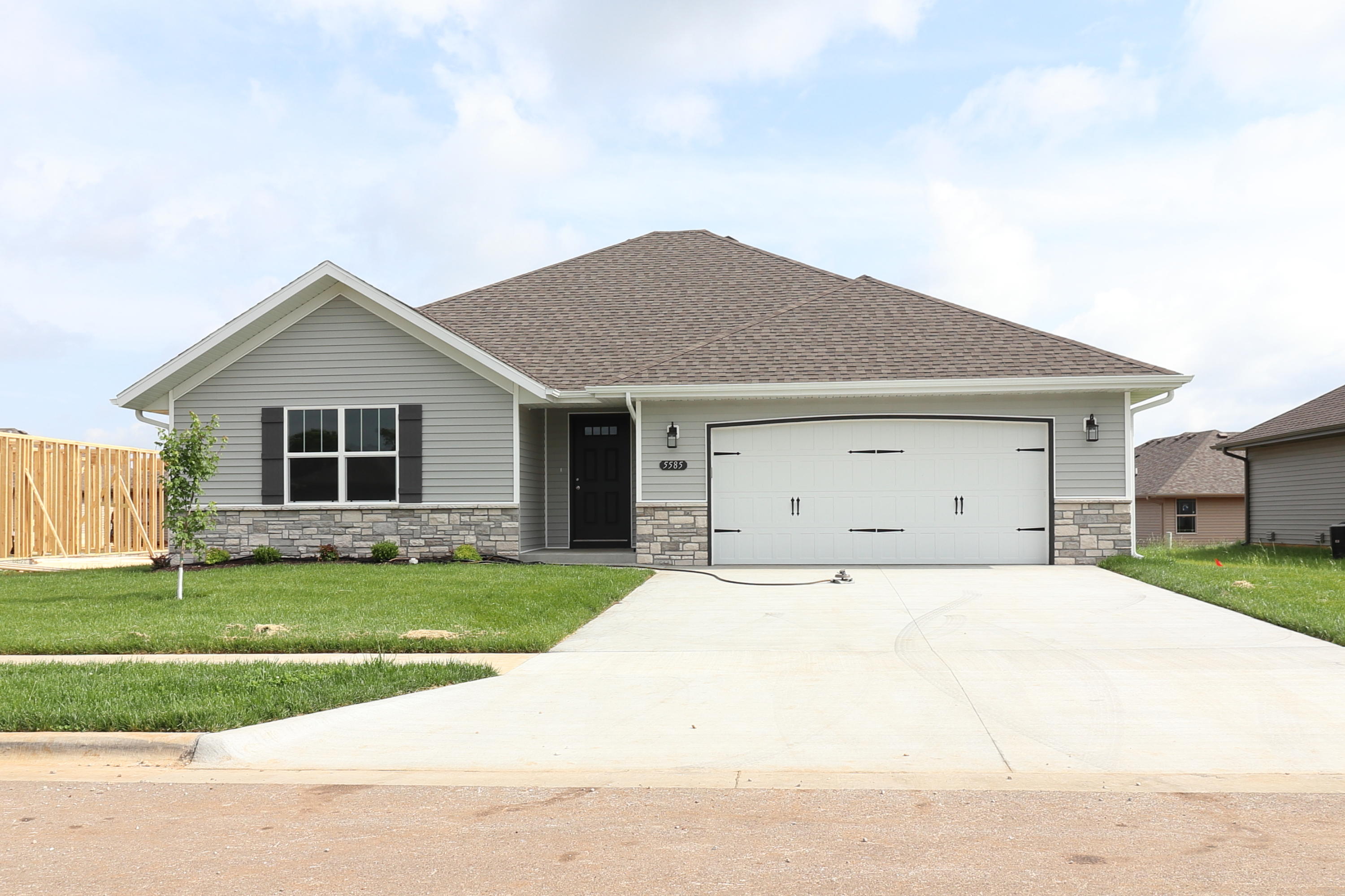5585 West Pecan Street, Unit LOT 28 Springfield, MO 65802 - Photo 1 of 1 28 BT01
