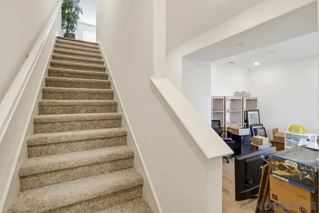 a view of entryway and hall