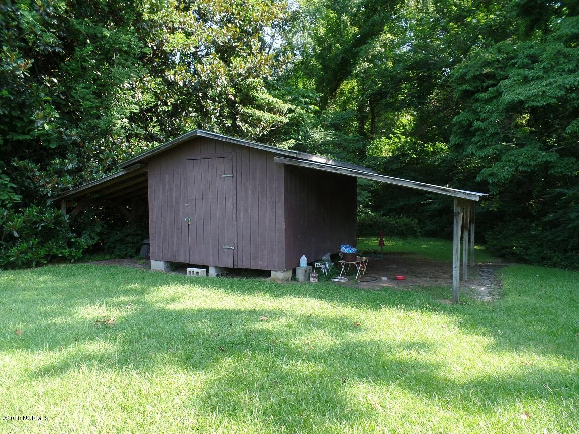 1663 Baldwin Elkins Road Clarkton, NC 28433 - Photo 16 of 16 SAM_1977