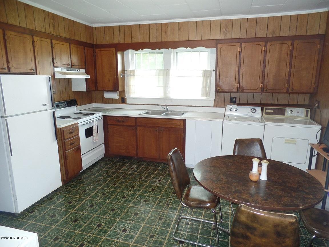 1663 Baldwin Elkins Road Clarkton, NC 28433 - Photo 6 of 16 Priest 6 - Kitchen 2