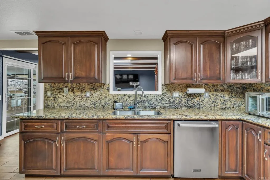 33922 Lilac Road Pala, CA 92059 - Photo 21 of 31 Gallery Image 21