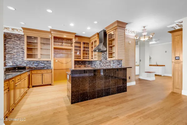 $725,000 | 4640 West Beach Boulevard, Unit D3, Gulfport, MS 39501