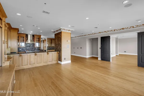 $725,000 | 4640 West Beach Boulevard, Unit D3, Gulfport, MS 39501