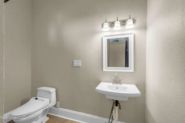 $725,000 | 4640 West Beach Boulevard, Unit D3, Gulfport, MS 39501