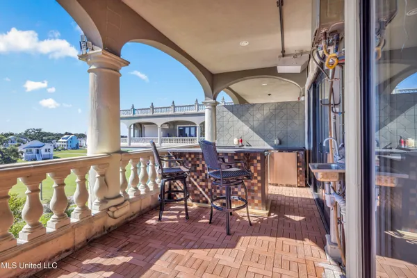 $725,000 | 4640 West Beach Boulevard, Unit D3, Gulfport, MS 39501
