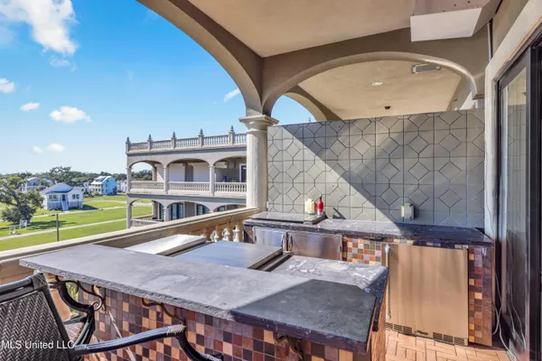 $725,000 | 4640 West Beach Boulevard, Unit D3, Gulfport, MS 39501