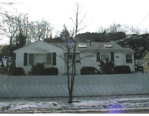 24 Francis Road Salem, MA 01970 - Photo 1 of 1 Gallery Image 1