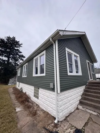 $1,500 | 2804 Belmont Street, Portage, IN 46368