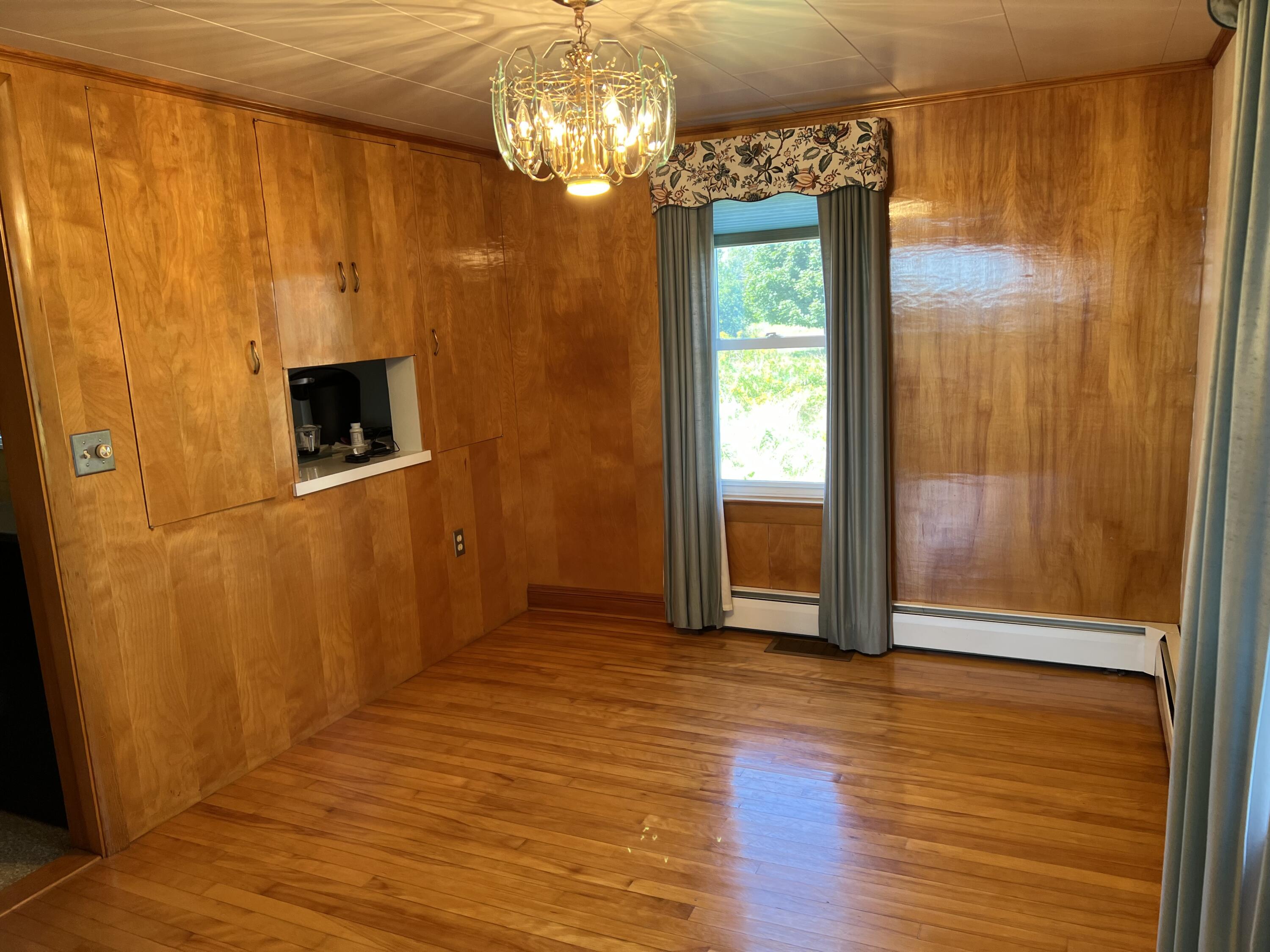 42 Crockett Point Road Bernard, ME 04612 - Photo 21 of 52 Dining room