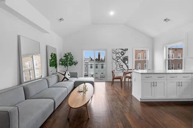 $3,595 | 111 Charles Street, Unit 2, Jersey City, NJ 07307