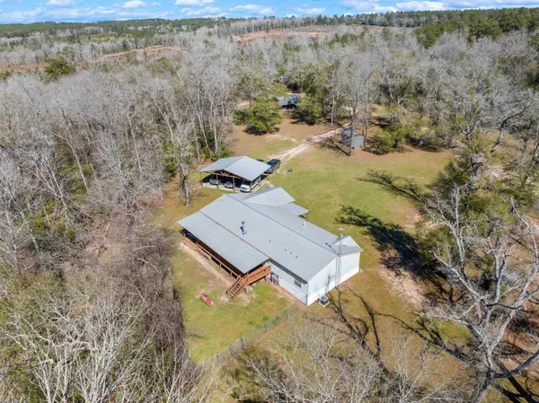 $790,000 | 2515 West Ct Street, Newton, TX 75966