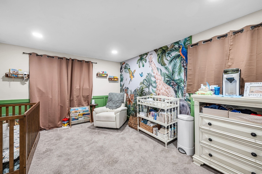 138 Endecott Street Springfield, MA 01118 - Photo 28 of 42 Gallery Image 28