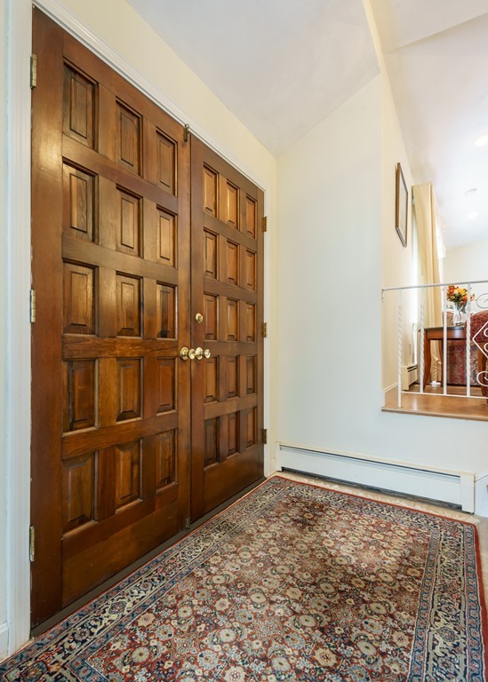 2 Yorkshire Road Marblehead, MA 01945 - Photo 4 of 26 Gallery Image 4