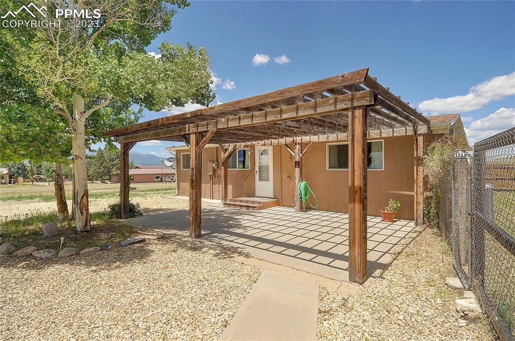 20 Main Street Silver Cliff, CO 81252 - Photo 2 of 28 a front view of a house